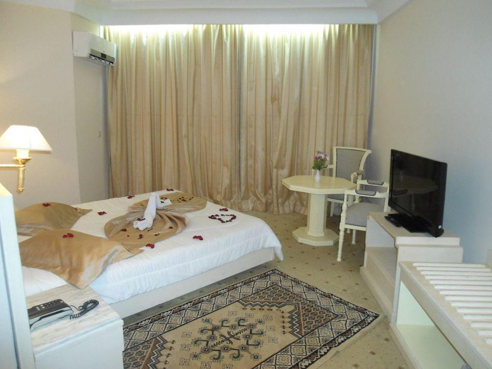 L'orient Palace And Sousse